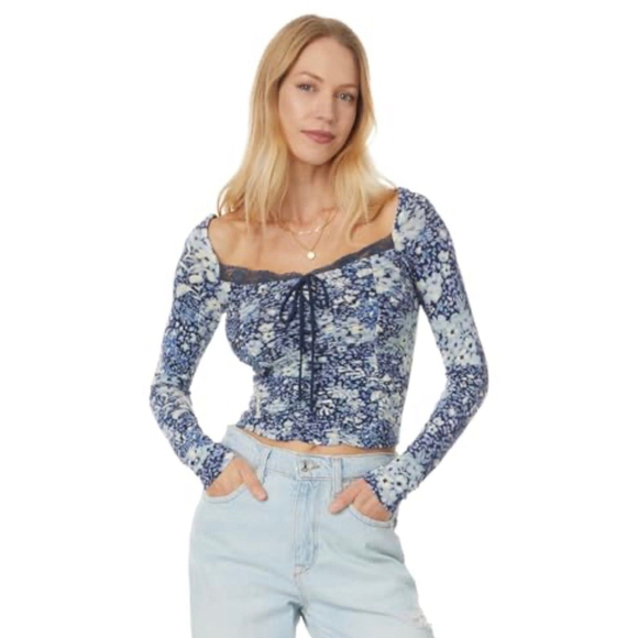 Free People Layer On me long sleeve top size small EUC - Picture 2 of 2